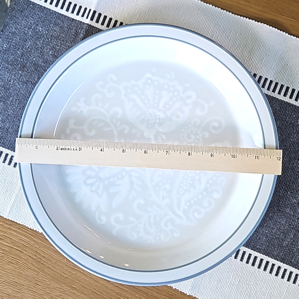 Korean Embossed 2p Stoneware Serving Bowl & Platter Set - Wellin Brocade Pattern - Picture 4 of 12